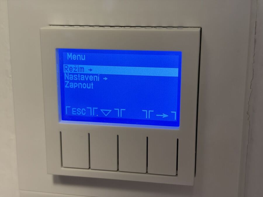 Heating & bathroom floor heating